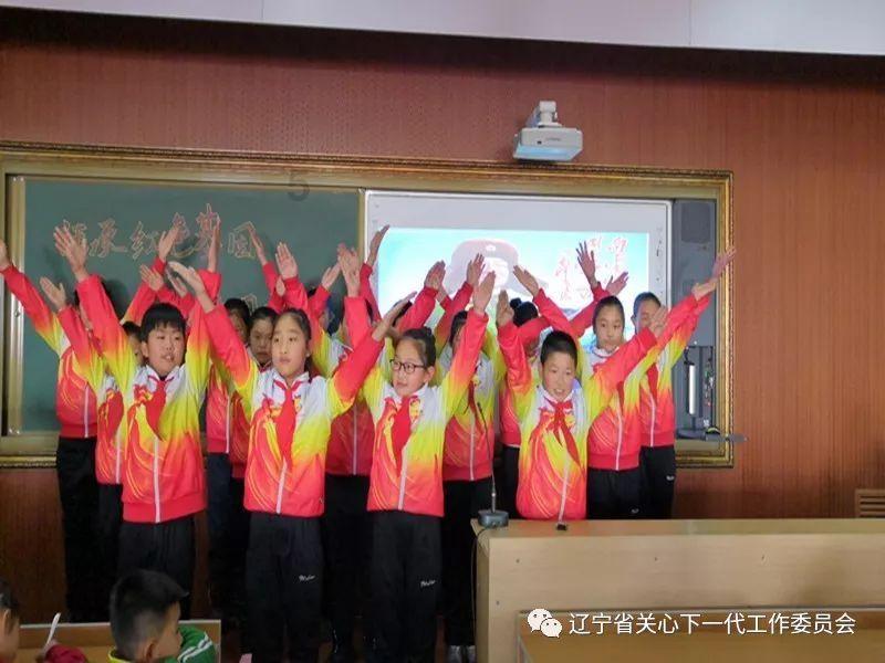 为什么狮子可以群居，而老虎却只能独居？