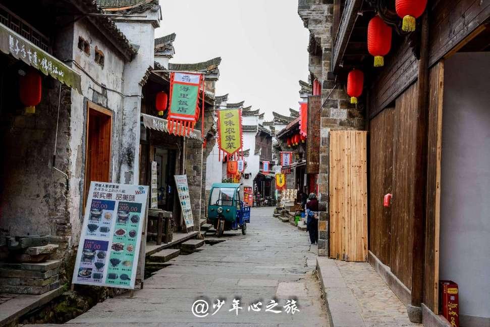 我的车子在4s店修理修好了，又被4s店里的工作人员开出来发生了碰撞。4s店应该怎么赔游戏画面