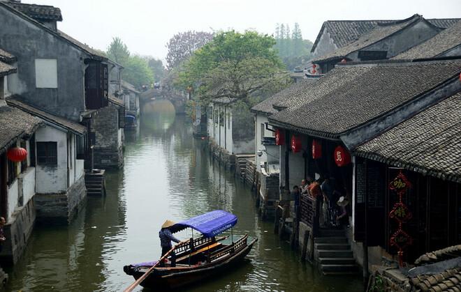 奔驰公布2023销量,这成绩能不让人眼红?